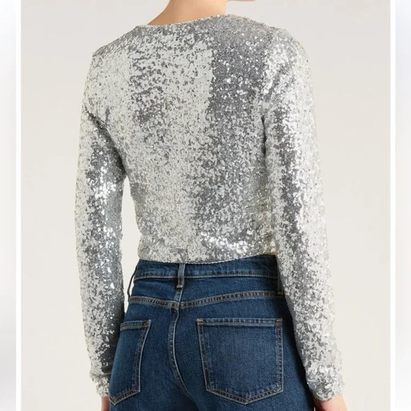 Good American Cluster Sequin Crop Cardigan L NWT - Picture 2 of 13